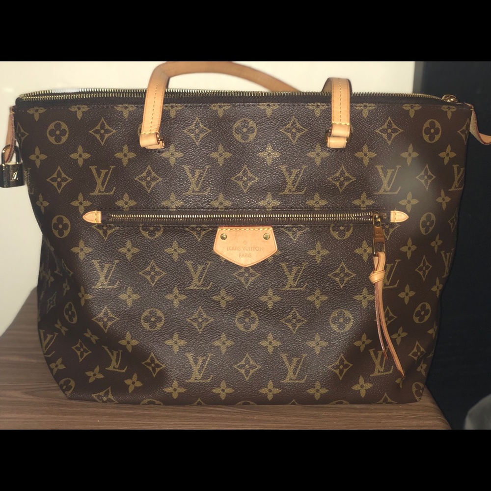 Louis Vuitton iena